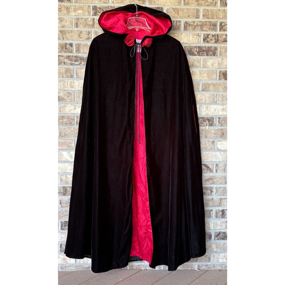 VTG Velvet Hooded Black Cape 48"X52" Goth Whimsigoth Halloween Witch Made in USA